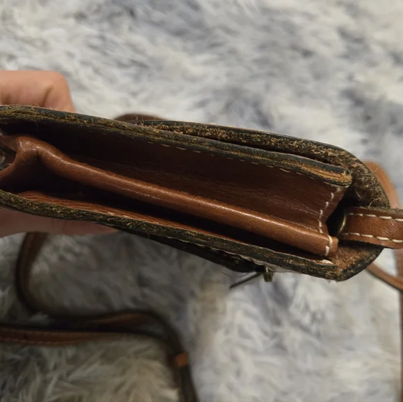 Patricia Nash• Torri leather brown crossbody bag w/ tooled floral pattern. - Picture 8 of 16